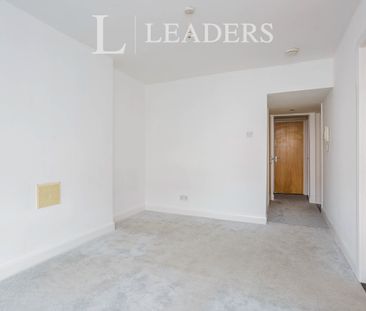 3 bedroom apartment to rent Ashburton Road, 26 Ashburton Road, Sout... - Photo 5