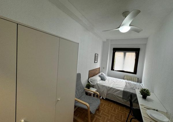 Calle Alejandro Sánchez, Madrid, Community of Madrid 28019