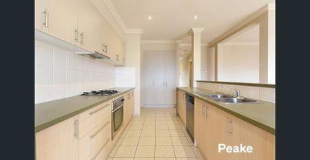 Townhouse For Rent - Photo 3