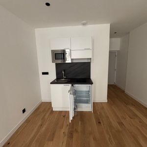 APPARTEMENT T1 A LOUER - LYON 1ER ARRONDISSEMENT - 23.8 m2 - 551 € charges comprises par mois - Photo 2