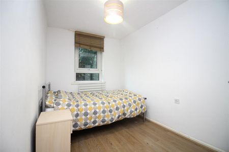 4 Bedroom Flat To Let - Photo 5