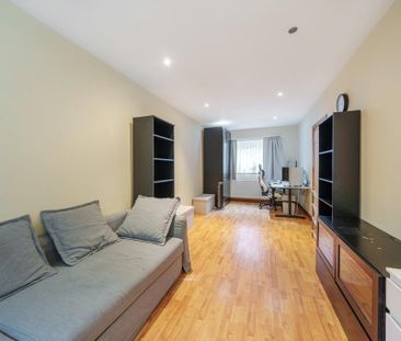 2 bedroom detached house to rent - Photo 3