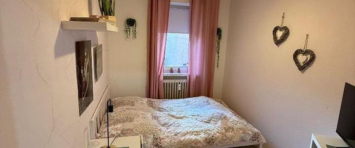 Charmante 3 Zimmer Wohnung mit eigenem Garten - Foto 1