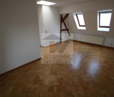 Dachgeschosswohnung mit 3 Räumen am Reußpark-Gera – „Wohnen im Grünen“ - Photo 1