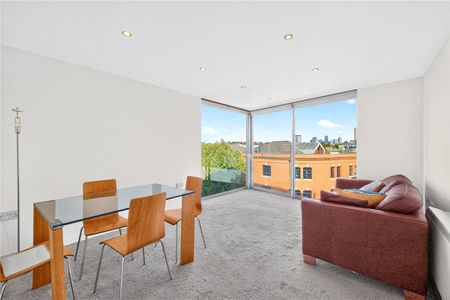 Tower Bridge Road, London, SE1 3LN - Photo 2