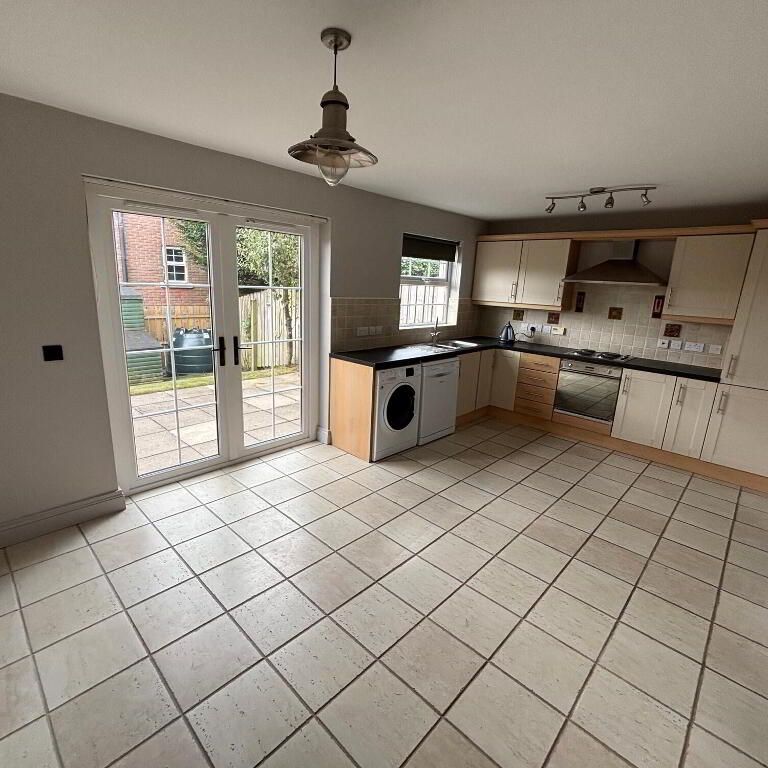 2 Glebe Way, Moira, BT67 0TQ - Photo 1