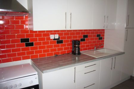 MAISON DE VILLAGE MEUBLEE NISSAN lès ENSERUNE - Photo 2