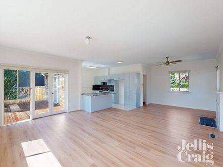 23 Boronia Street, Bentleigh East - Photo 4