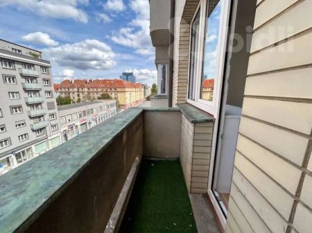 Byt 2+kk po rekonstrukci - Fotografie 3