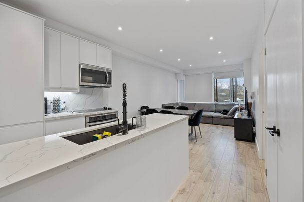 For Lease - 3000 Bathurst Street Unit# 110, Toronto, Ontario - Photo 1