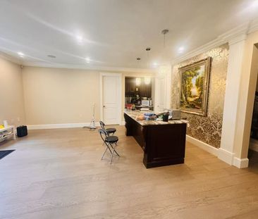 4000 College Highroad apartment — Vancouver, BC (5-Bedroom) - 5 Bedroom - Photo 6