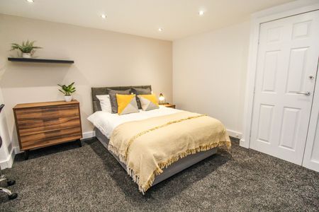 BILLS INCLUDED – Melville Place, Woodhouse, Leeds, LS6 - Photo 4