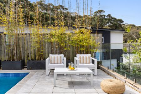 Exquisite Family Luxury in Frenchs Forest - Photo 3