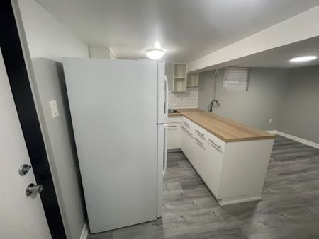 For Lease - 78 Fifth Street Unit# 7, Toronto, Ontario - Photo 5