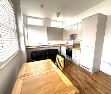 1 bedroom apartment to rent - Photo 2