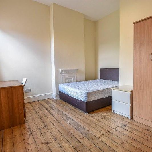 5 bedroom terraced house to rent - Photo 1