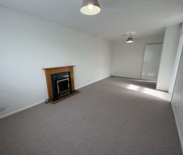 2 Bedroom Bungalow - Photo 5