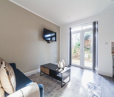 2 Bed Flat, Llanvanor Road, NW2 - Photo 1