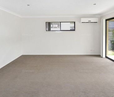 33 Wildflower Circuit, 4209, Upper Coomera Qld - Photo 4