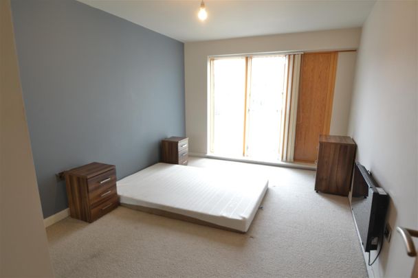 2 Bedroom Apartment for rent in I Quarter, Blonk Street, Town Centre, Sheffield - Photo 1