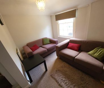 4 bedroom house, 2 en-suites - Photo 3