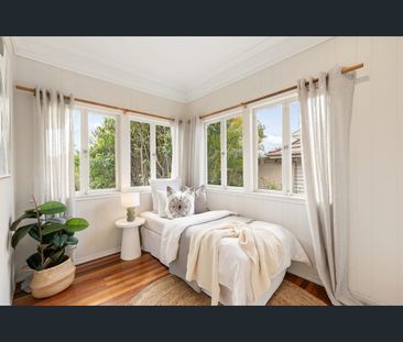 60 Ellington Street, Tarragindi, Qld 4121 - Photo 2