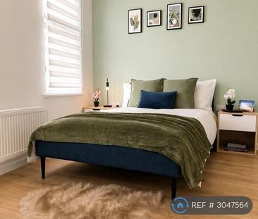 1 bedroom in a house share to rent - Photo 3