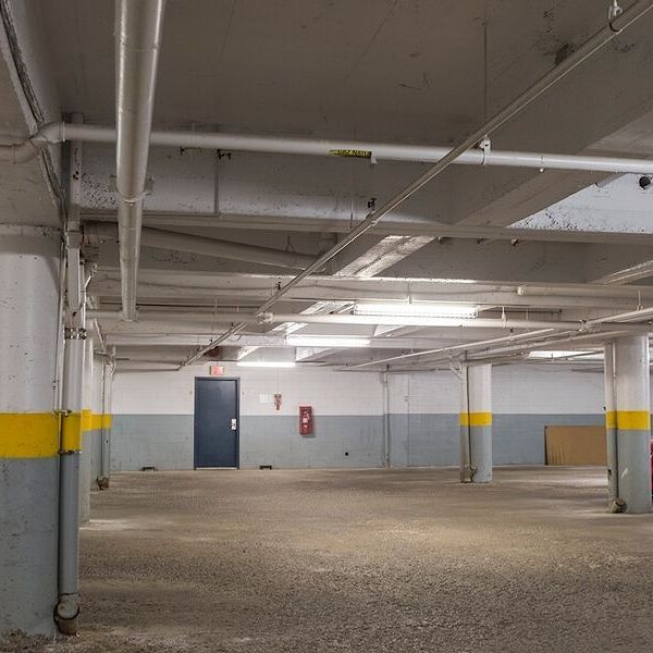 5200-5205-5215 Riviera Blvd., Montréal, QC - Photo 1