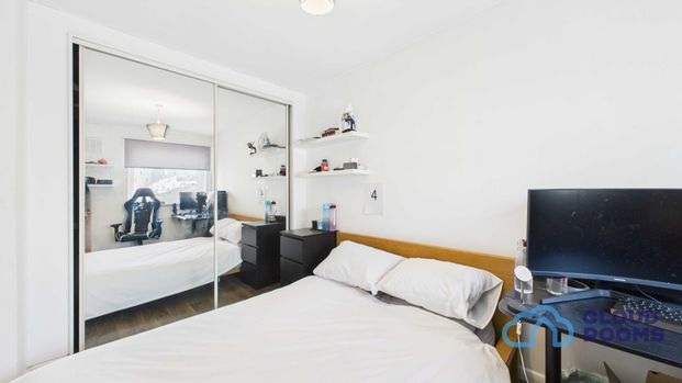 RM4 Mellish Street | Isle of Dogs | London | E14 8NP - Photo 1