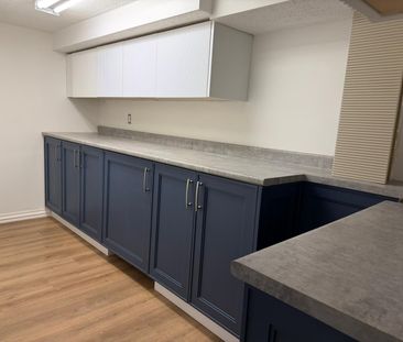 For Lease - 700 Columbus Way, Newmarket, Ontario - Photo 4