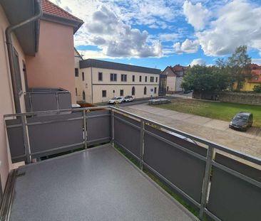 Moderne 3-Zimmer-Wohnung mit EBK &amp; Balkon - Foto 2