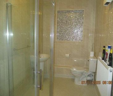 Moredon, Swindon, SN25 - Photo 1