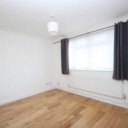 2 bedroom property to rent in Oxford - Photo 1