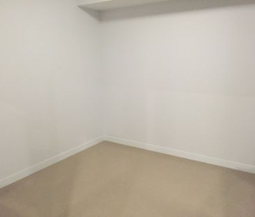 Welcome to Ace Apartment!!!!! @$650 Per Week - Photo 1