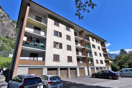 3 1/2-Wohnungen renoviert mit Aussenparkplatz / 3 1/2-room apartments with external PP - Photo 5