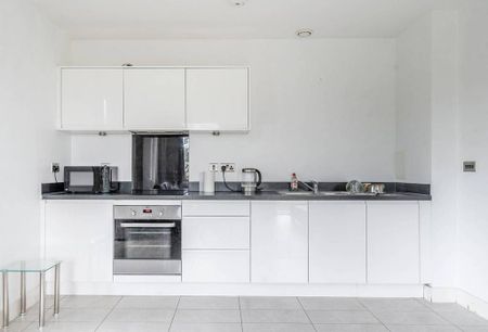 2 bedroom flat to rent - Photo 5