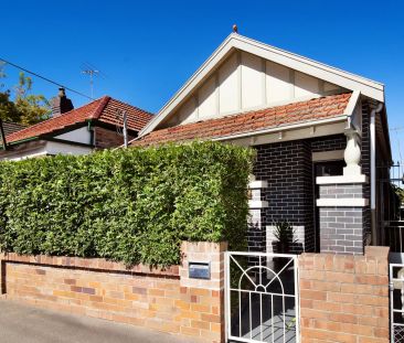 Two level modern home - Photo 1