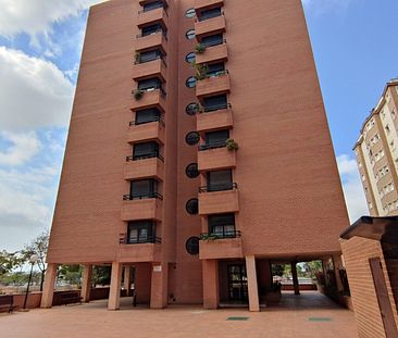 Piso 4 habitaciones de 260 m² en Castellón de la Plana/Castelló de la Plana (12005) - Photo 1