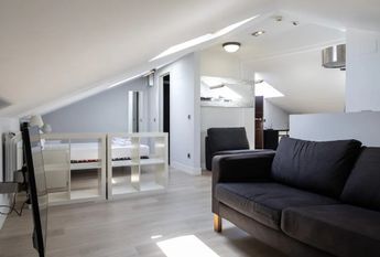 Calle de Pilar de Zaragoza, Madrid, Community of Madrid 28028