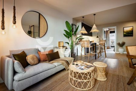 Barcelona Capital, Catalonia 08012 - Photo 3