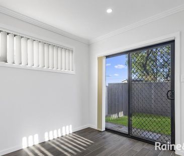 TWO-BEDROOM GRANNY FLAT IN THE HEART OF MINTO - Photo 1