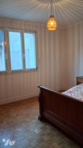 APPARTEMENT T3 - LAVAL - Photo 4