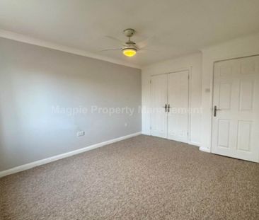 Price £1,800 pcm - Available Now - Unfurnished - Photo 3