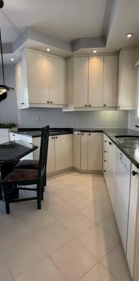 3 CH - 1 SDB - Québec - $2,750 /mo - Photo 1