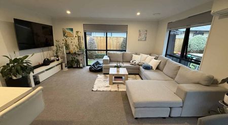 A Warm, Welcoming Place to Call Home - Photo 2