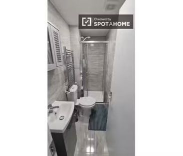 Private ensuite room to rent in Drumcondra, Dublin - Photo 6