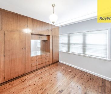 Located in one of the best streets in North Parramatta - Photo 5