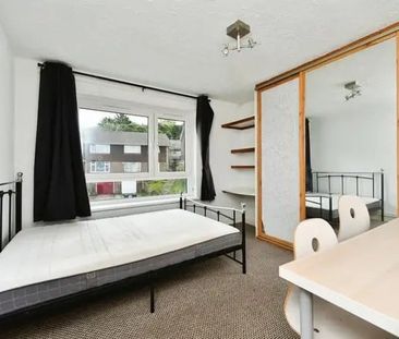 3 Bed Flat, Dartmouth Crescent, BN2 - Photo 5