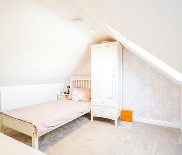5 bedroom semi-detached house to rent - Photo 3