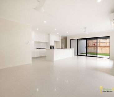 Impressive Large Home in Popular Estate!! - Photo 1